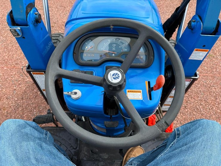 new-holland-tc35da-image-49