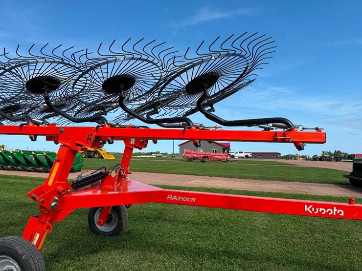 2022-kubota-ra210cr-image-23