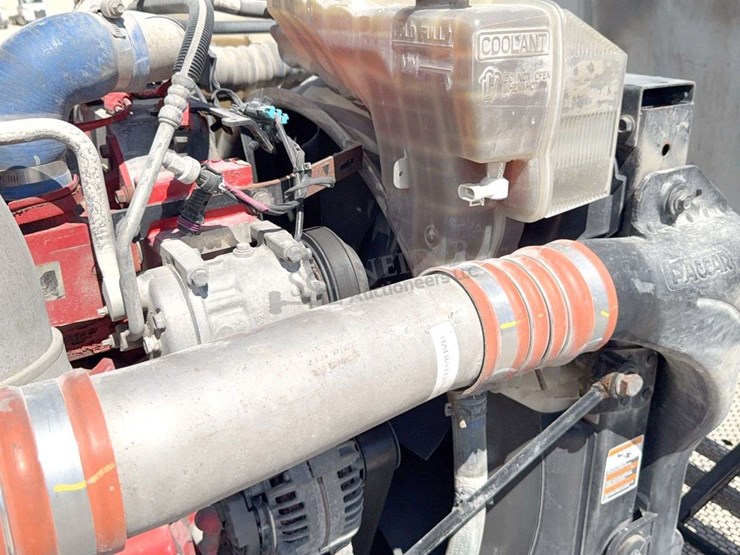2020-peterbilt-579-image-63