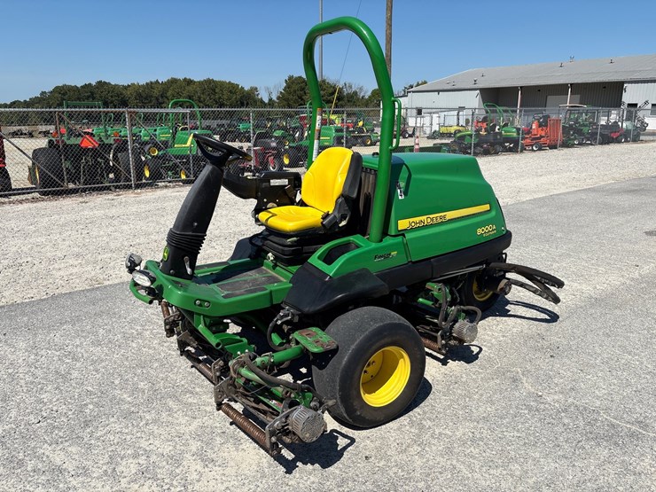 john-deere-8000a-image-1