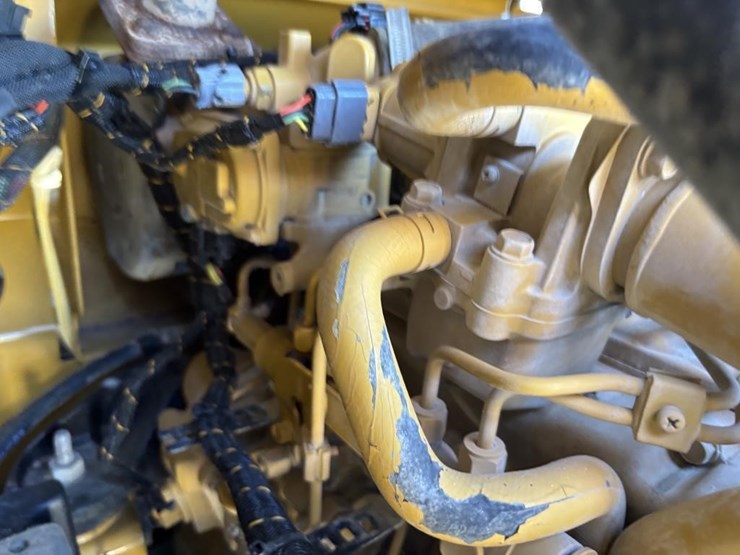 2020-caterpillar-289d3-image-45
