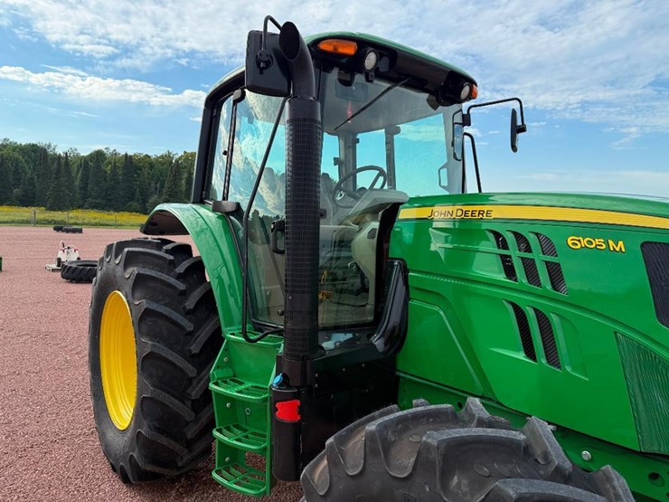 john-deere-6105m-image-16