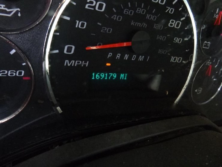 2015-chevrolet-express-2500-image-13