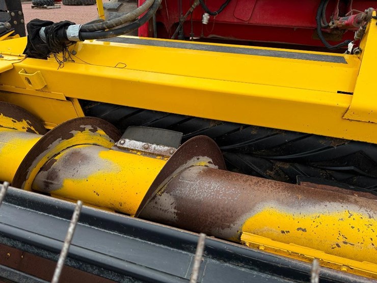 new-holland-hw305-image-33