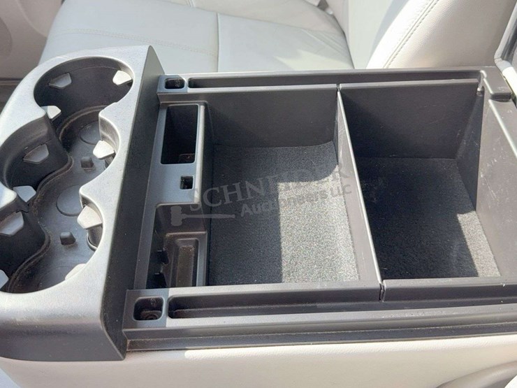 2013-chevrolet-2500hd-image-56
