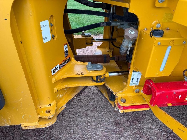 2021-deere-544p-image-25