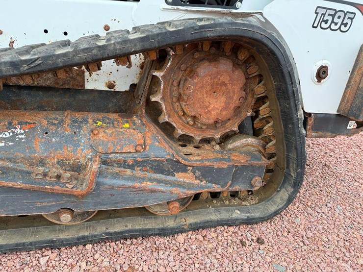bobcat-t595-image-10
