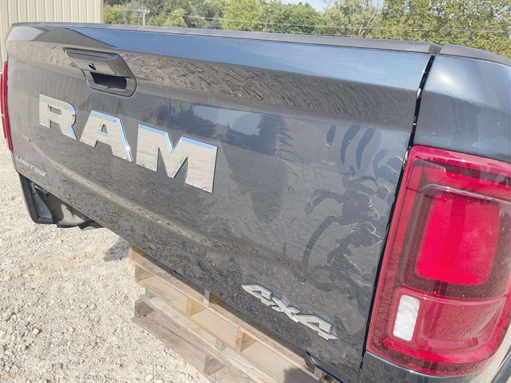 2025-dodge-2500-image-15