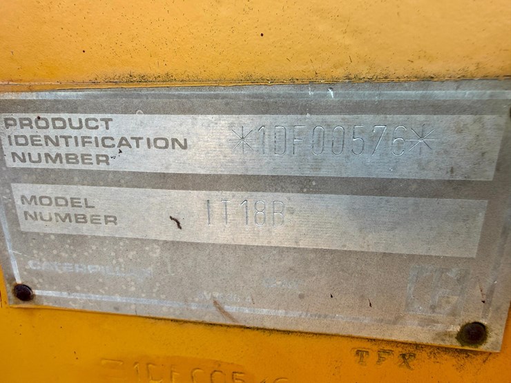 caterpillar-it18b-image-22