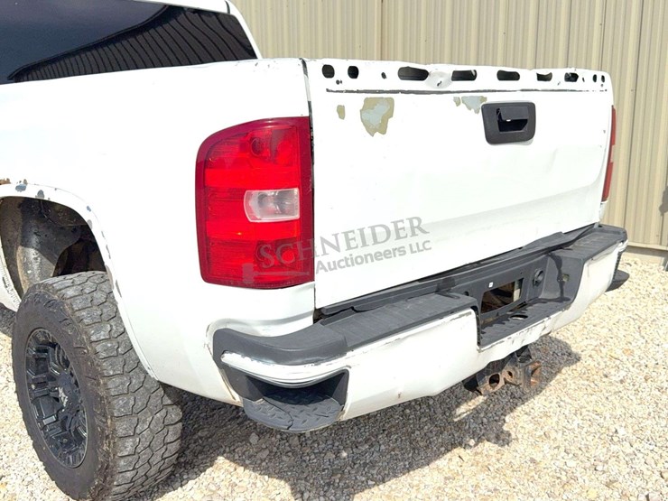 2011-chevrolet-2500hd-image-64