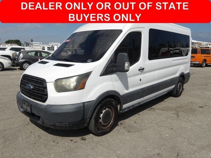 2017-ford-transit-image-1