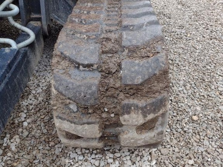 2016-kubota-kx040-4-image-16