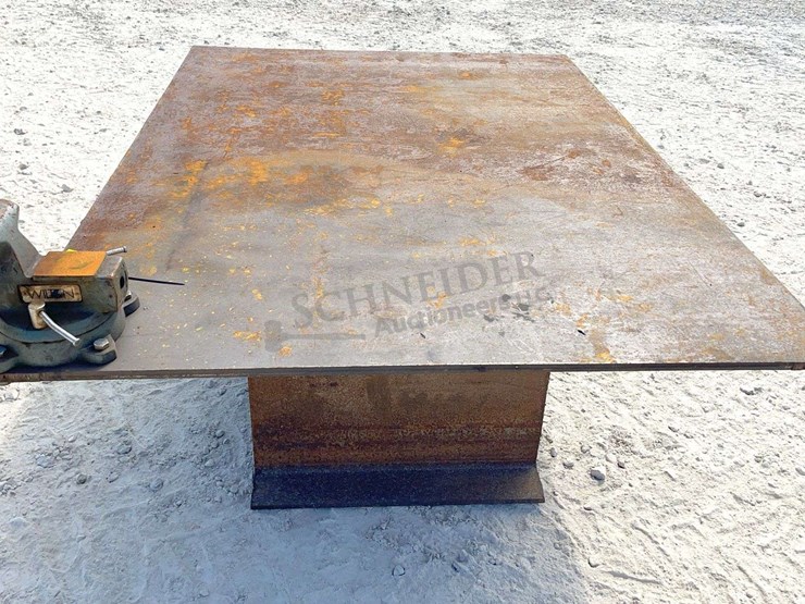 62.5"x7'-steel-work-table-w/-6"-vise-image-7