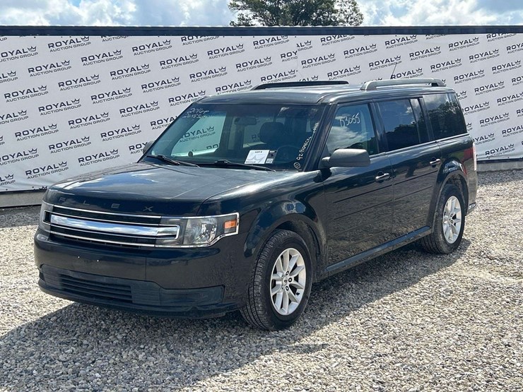 2016-ford-flex-image-1