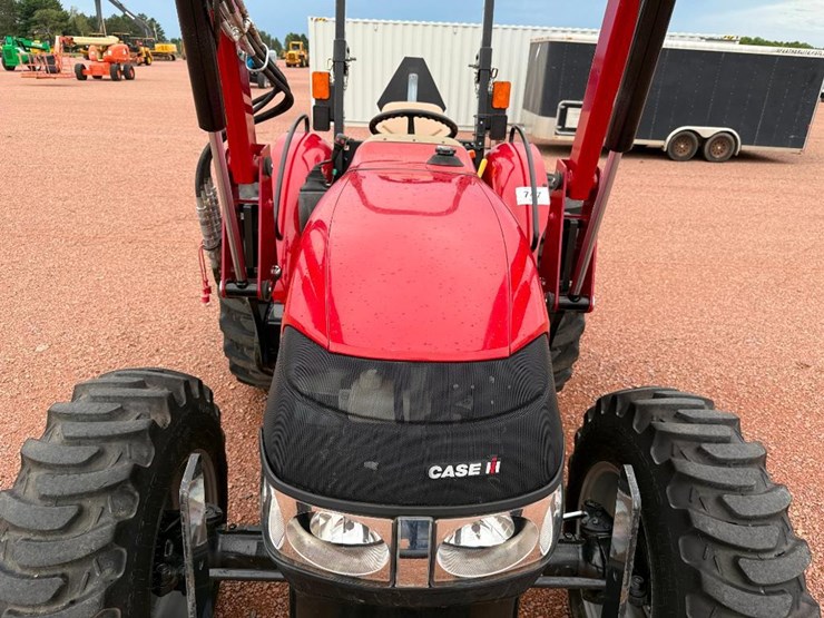case-ih-farmall-50a-image-27