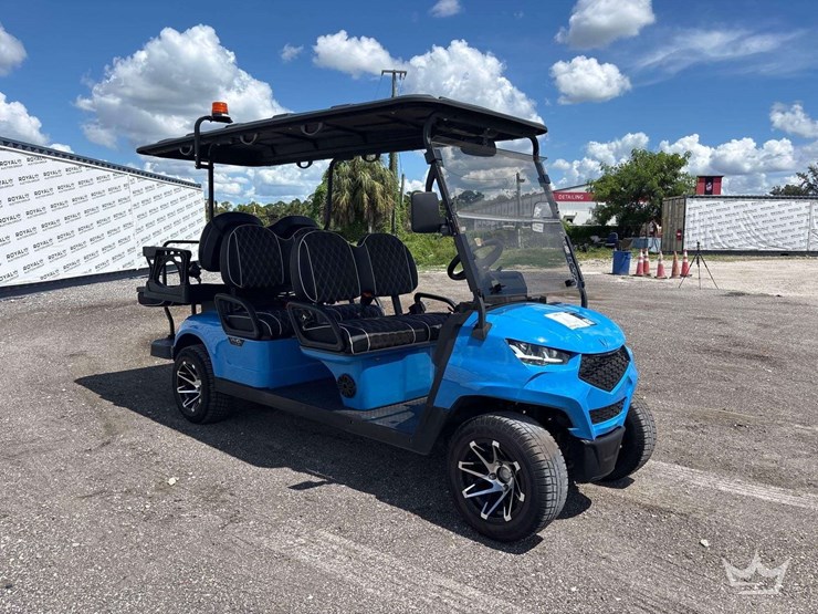 2024-vivid-ev-6-person-electric-cart-image-2