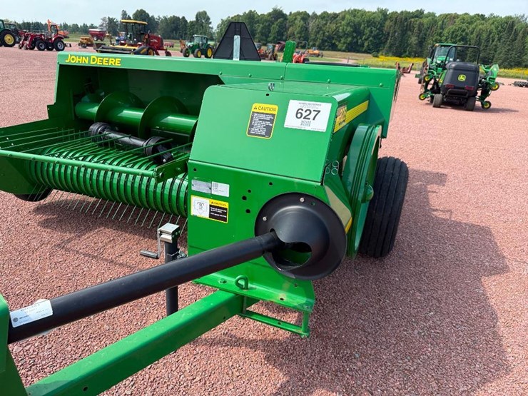 2022-john-deere-328-image-12