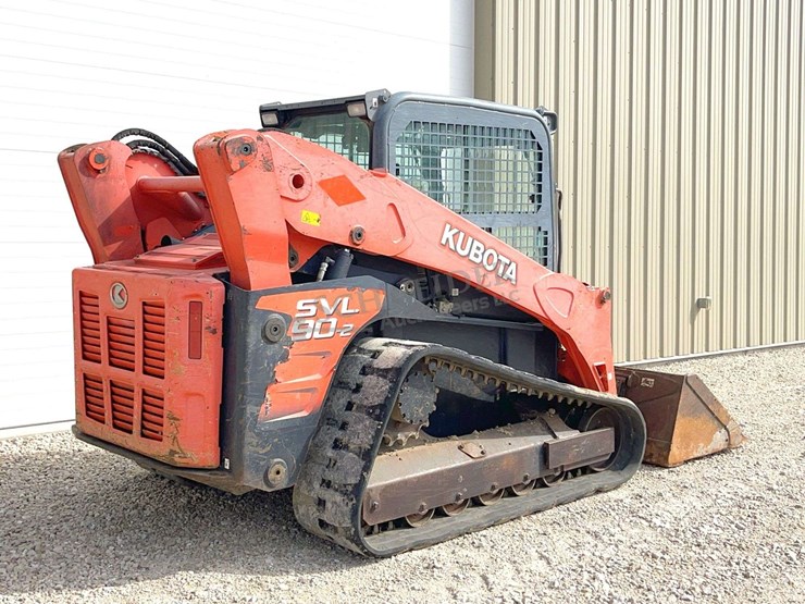 2015-kubota-svl90-image-5