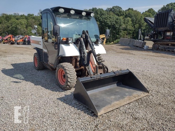 2021-bobcat-toolcat-5600-image-40