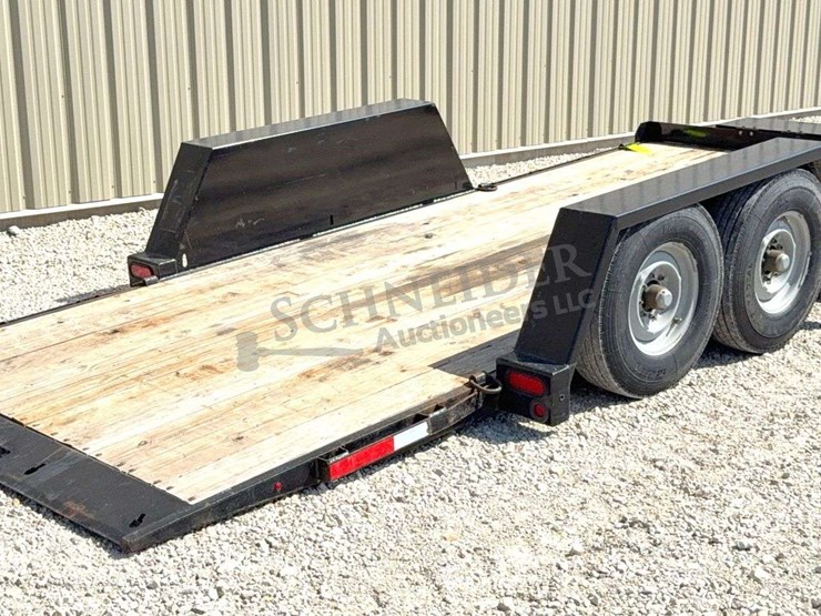 2025-region-welding-18'-hydraulic-lowering-flatbed-trailer-image-8