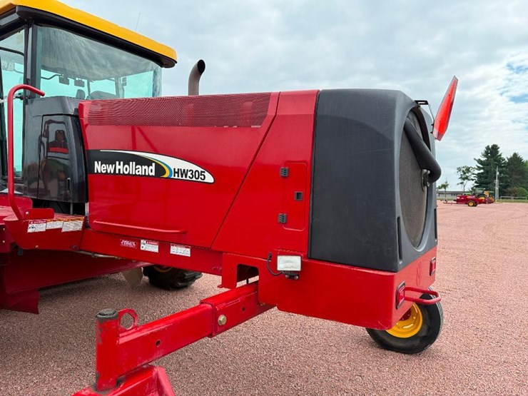 new-holland-hw305-image-18