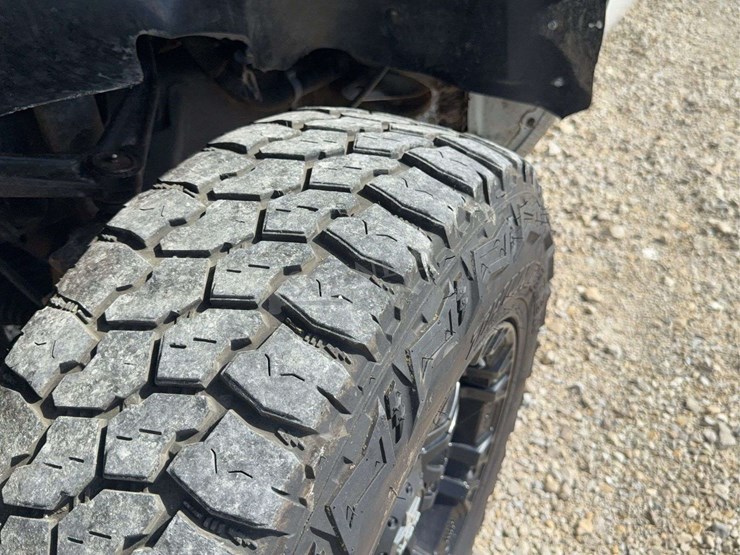 2011-chevrolet-2500hd-image-76