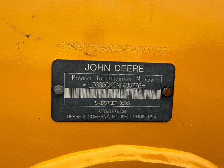 2022-deere-333g-image-37