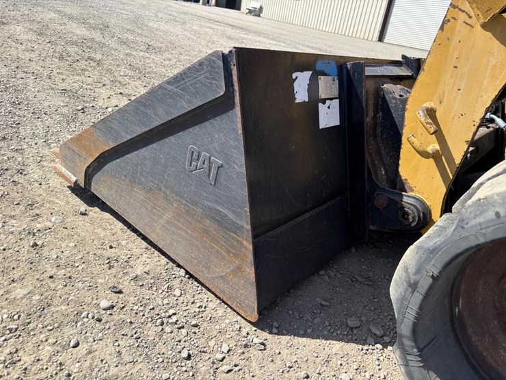 2020-caterpillar-289d3-image-9