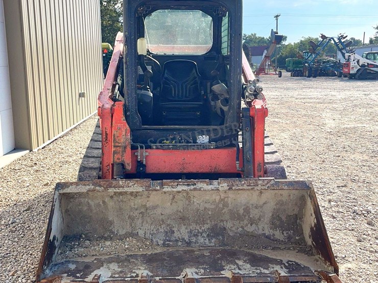 2019-kubota-svl65-2-image-8