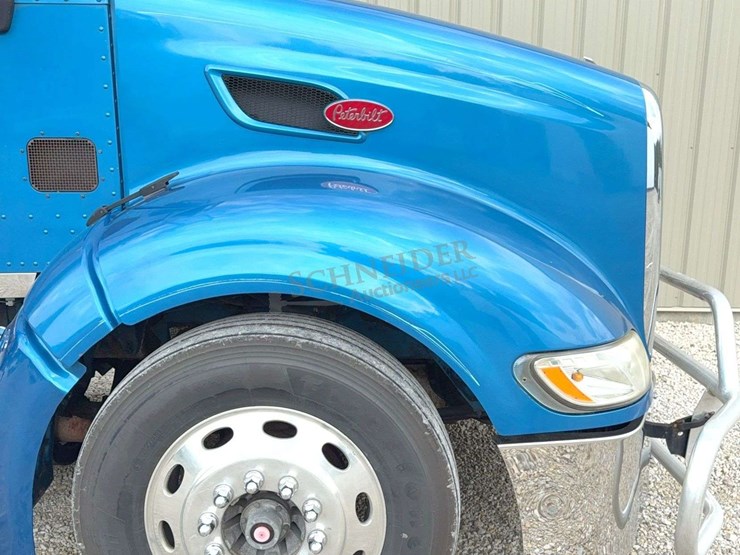 2007-peterbilt-386-image-13