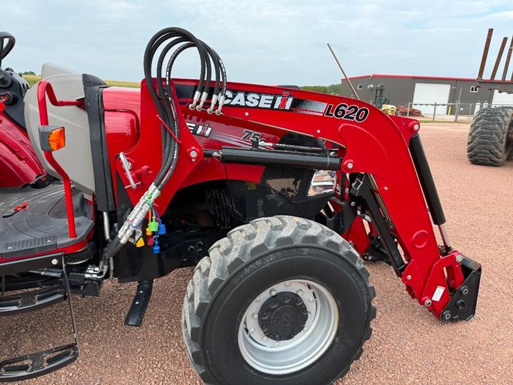case-ih-farmall-75c-image-14