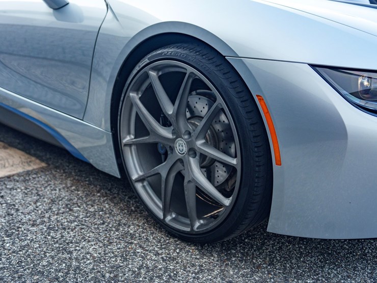 #1064-•-2015-bmw-i-8-image-42