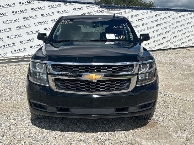 2018-chevrolet-tahoe-image-29