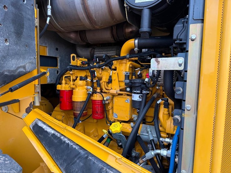 deere-624k-image-47