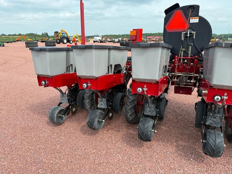 case-ih-1200-image-20