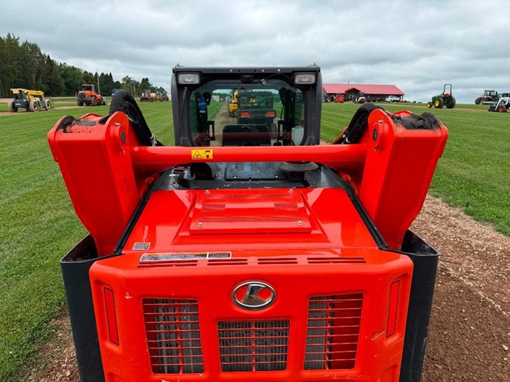 kubota-svl97-2-image-26