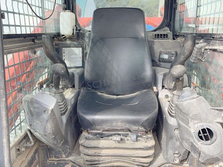 2021-kubota-svl97-2-image-28