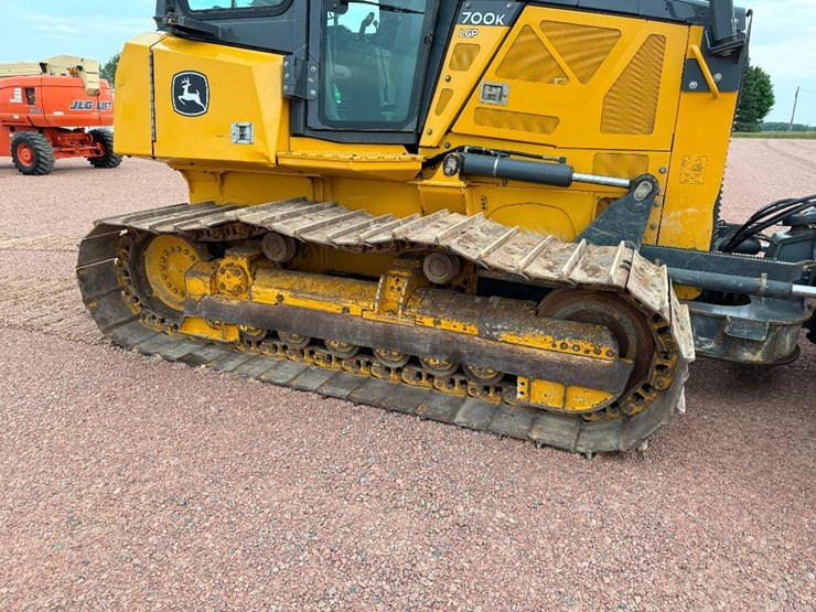 deere-700k-lgp-image-24