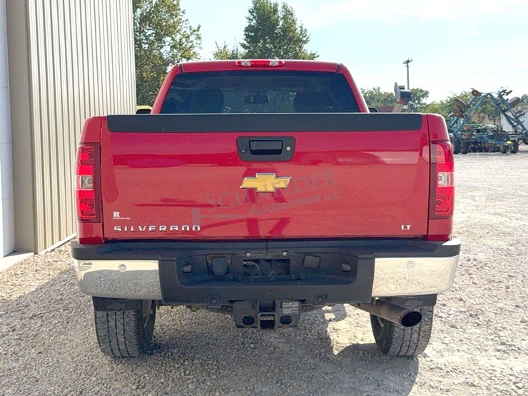 2013-chevrolet-2500hd-image-7