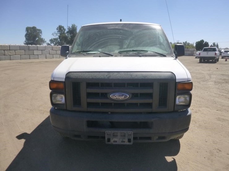 2008-ford-e350-image-22