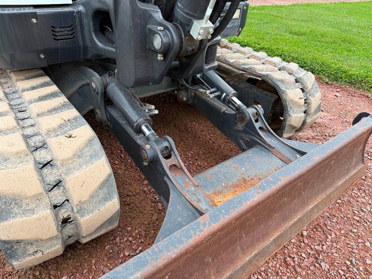 bobcat-e85-image-15