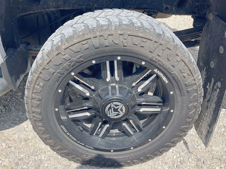 2015-chevrolet-2500hd-image-67