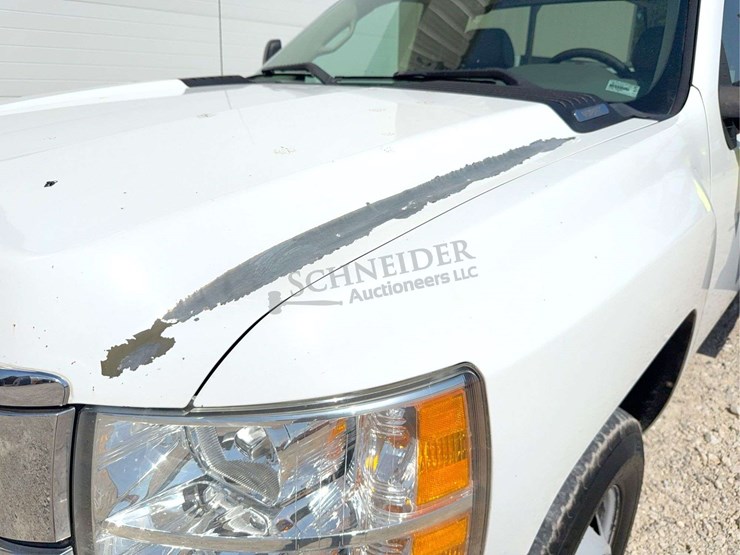 2009-chevrolet-3500-image-56
