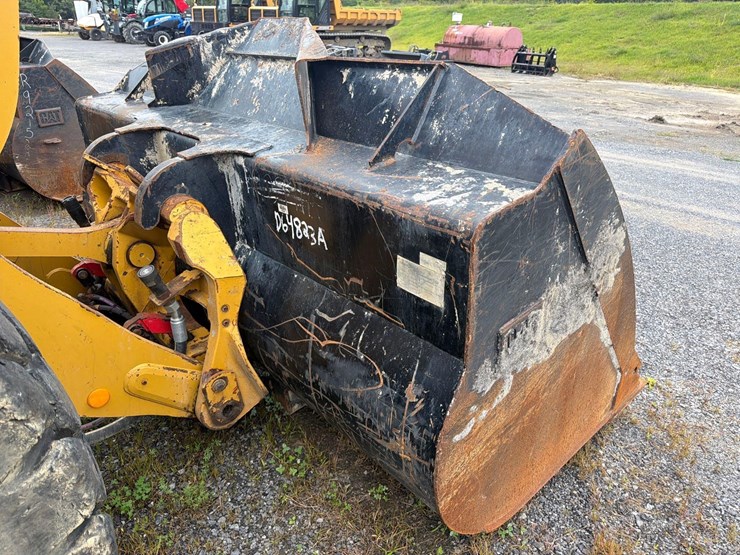 2020-caterpillar-938m-image-15