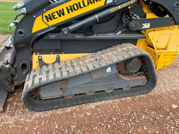 new-holland-c238-image-7