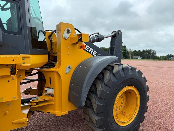 2019-deere-544l-image-57