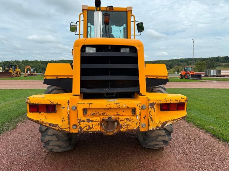 jcb-426b-image-20