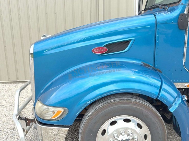 2007-peterbilt-386-image-95