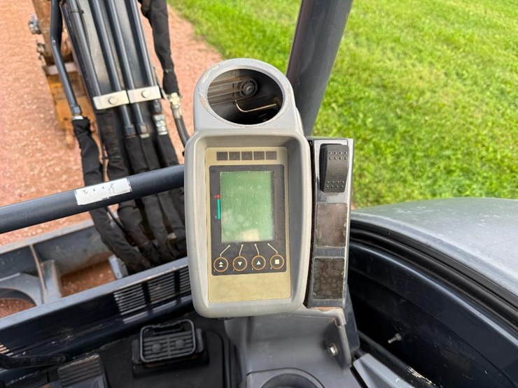 deere-35g-image-42