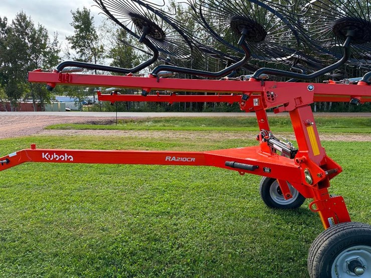 2022-kubota-ra210cr-image-12